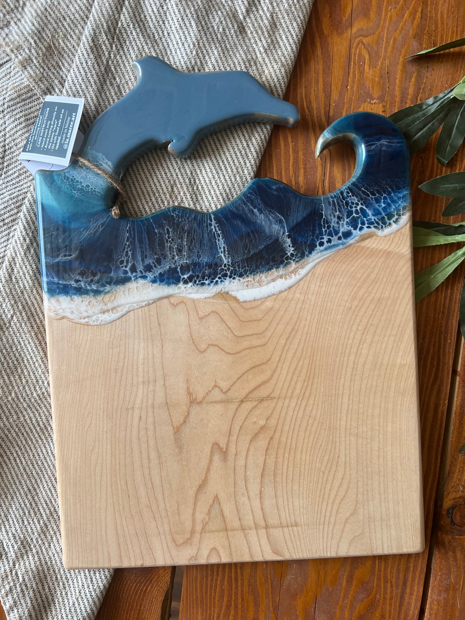 Happy Mistake : Dolphin Serving Board